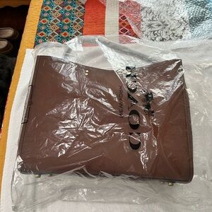 Coach Rogue 39 Color Block in Saddle Multi
NEW WITH TAGS